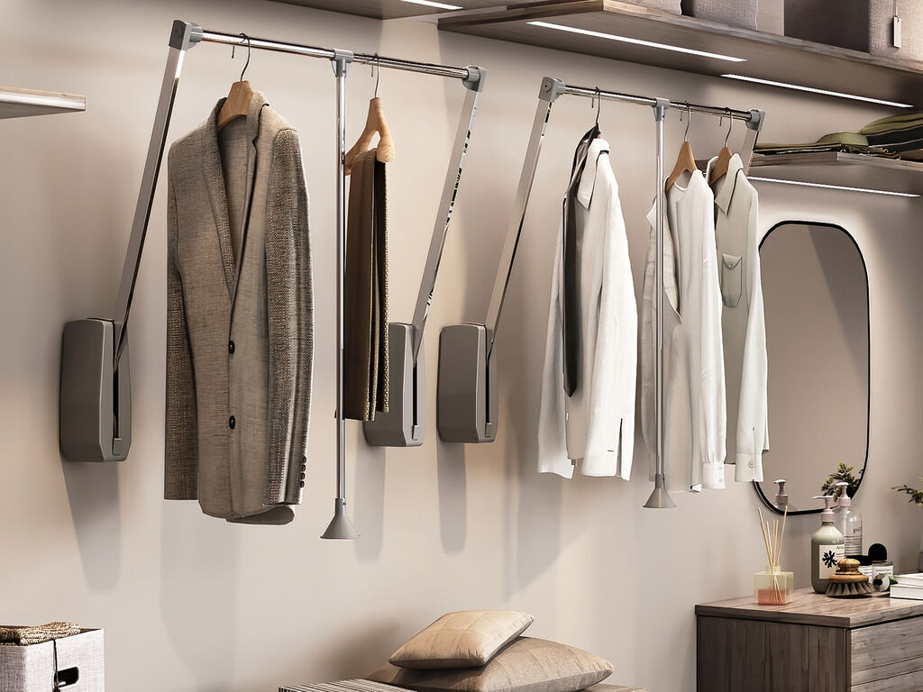 Wardrobe with tandem drawer system
